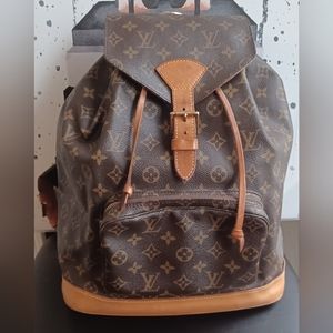 LOUIS VUITTON MONTSOURIS GM BACKPACK MONOGRAM.
